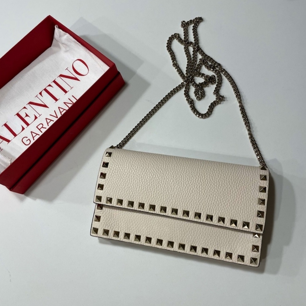 Valentino Garavani Crossbody Bag - Picture 7 of 12